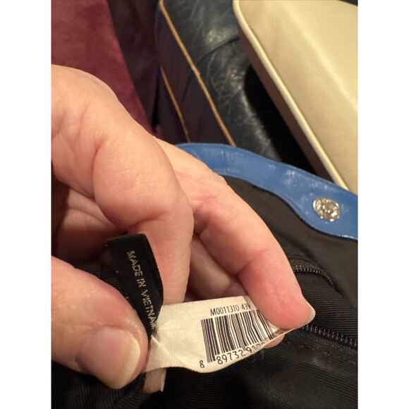 Marc Jacobs New York Blue Leather Crossbody Bag - Picture 8 of 9